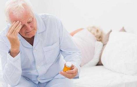 中风前兆三招自测,经颅磁治脑中风