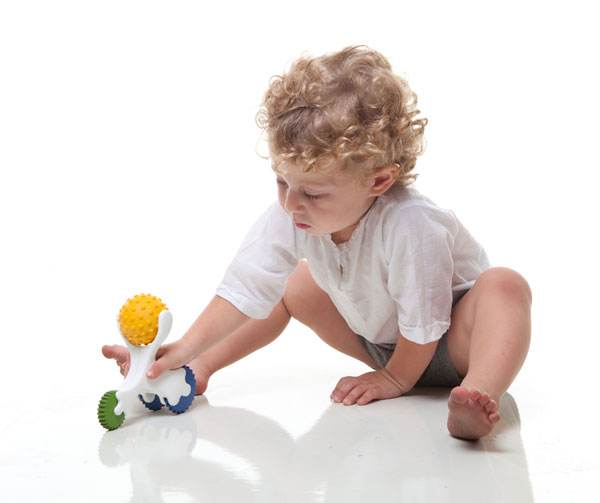 孩子为什么会智力低下?孩子智力低下有什么症状表现?