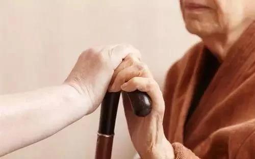 脑萎缩最佳治疗方法 四种方式帮助解决 